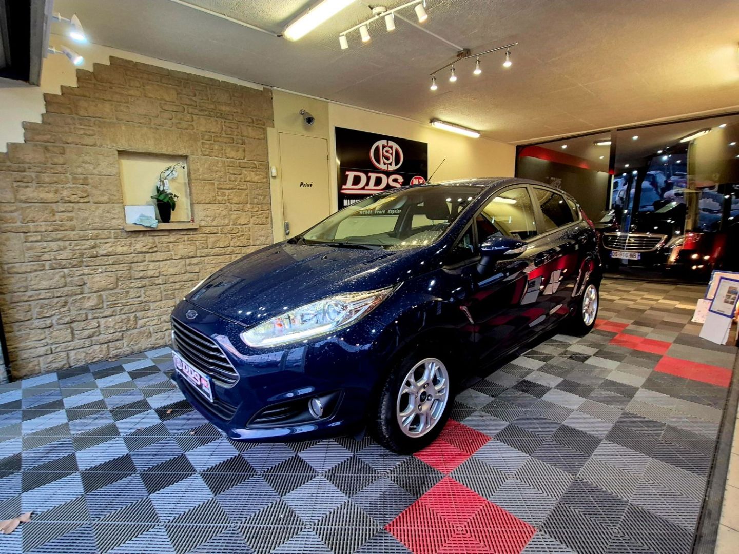 FORD FIESTA 95 CV TITANIUM CLIM REGUL DISTRI VIDANGE NEUF CT OK