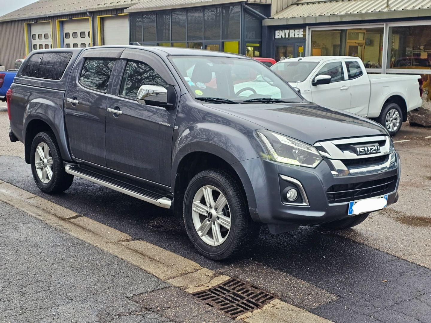 ISUZU D-MAX - 1.9 4X4 CREW CAB QUASAR M/T BV6 (2018)