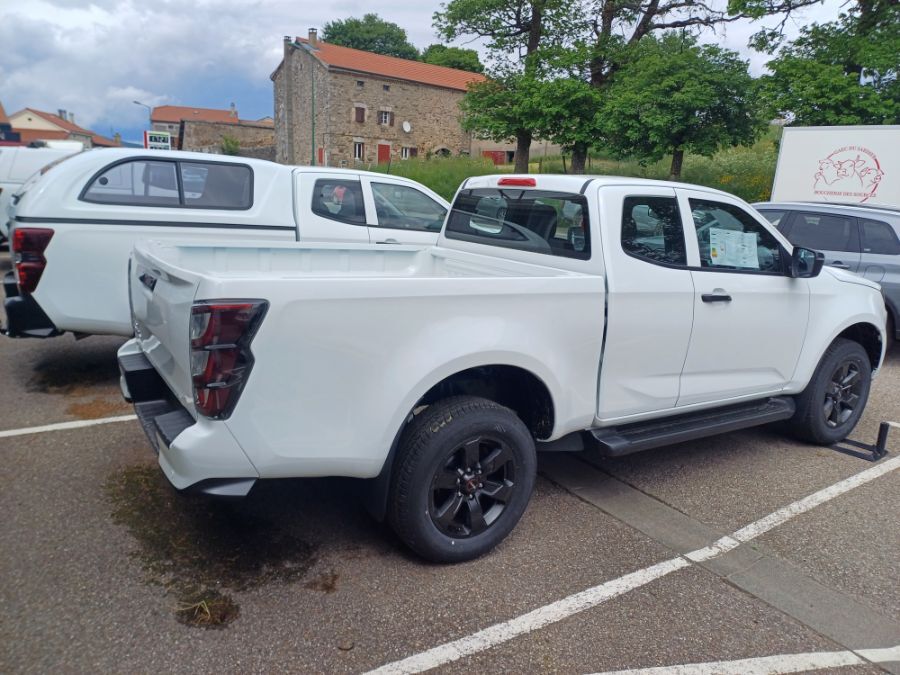 ISUZU D-MAX - 1.9 4D4 SPACE CAB N60 NSPORT MT VENTI-EDITION