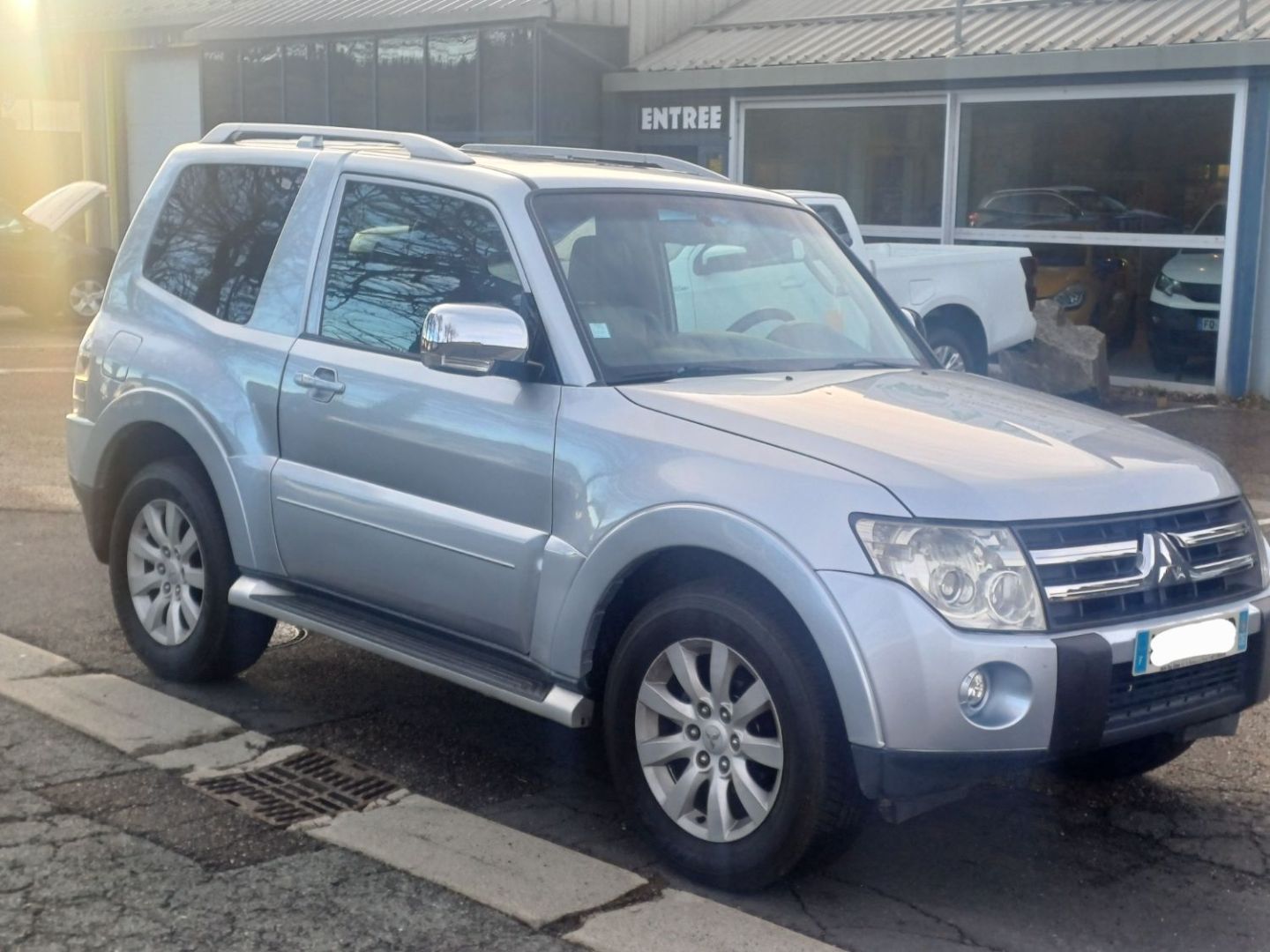 MITSUBISHI PAJERO COURT - III (2) 3.2 DI-D 170CH BVA INTENSE 3P (2008)