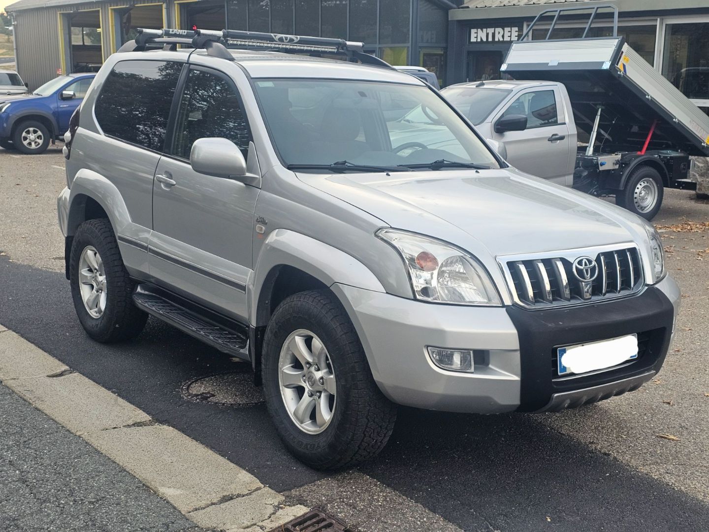 TOYOTA LAND CRUISER - KDJ125 3.0D-4D 166CH VX 3PTES BV6
