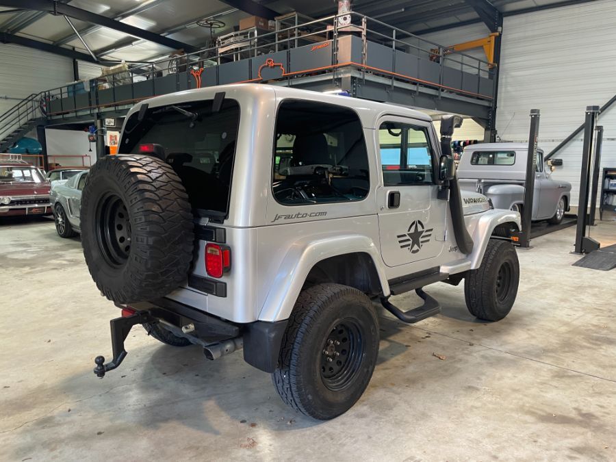 JEEP WRANGLER 4.0 L - 4.0 BVA HARD TOP