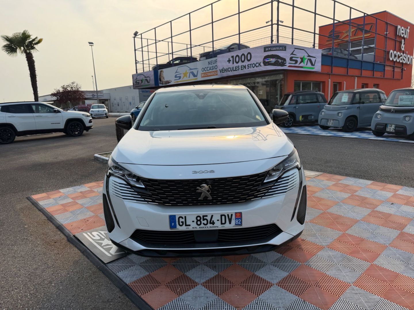 PEUGEOT 3008 BlueHDi 130 EAT8 ALLURE PACK Hayon Caméra 360°