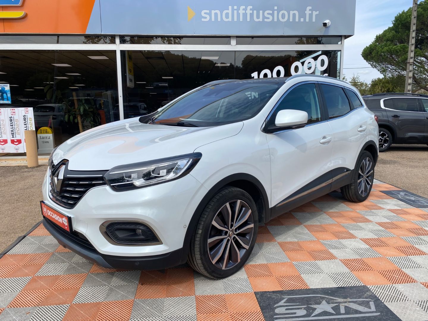 RENAULT KADJAR BlueDCi 115 BV6 INTENS TOIT PANO