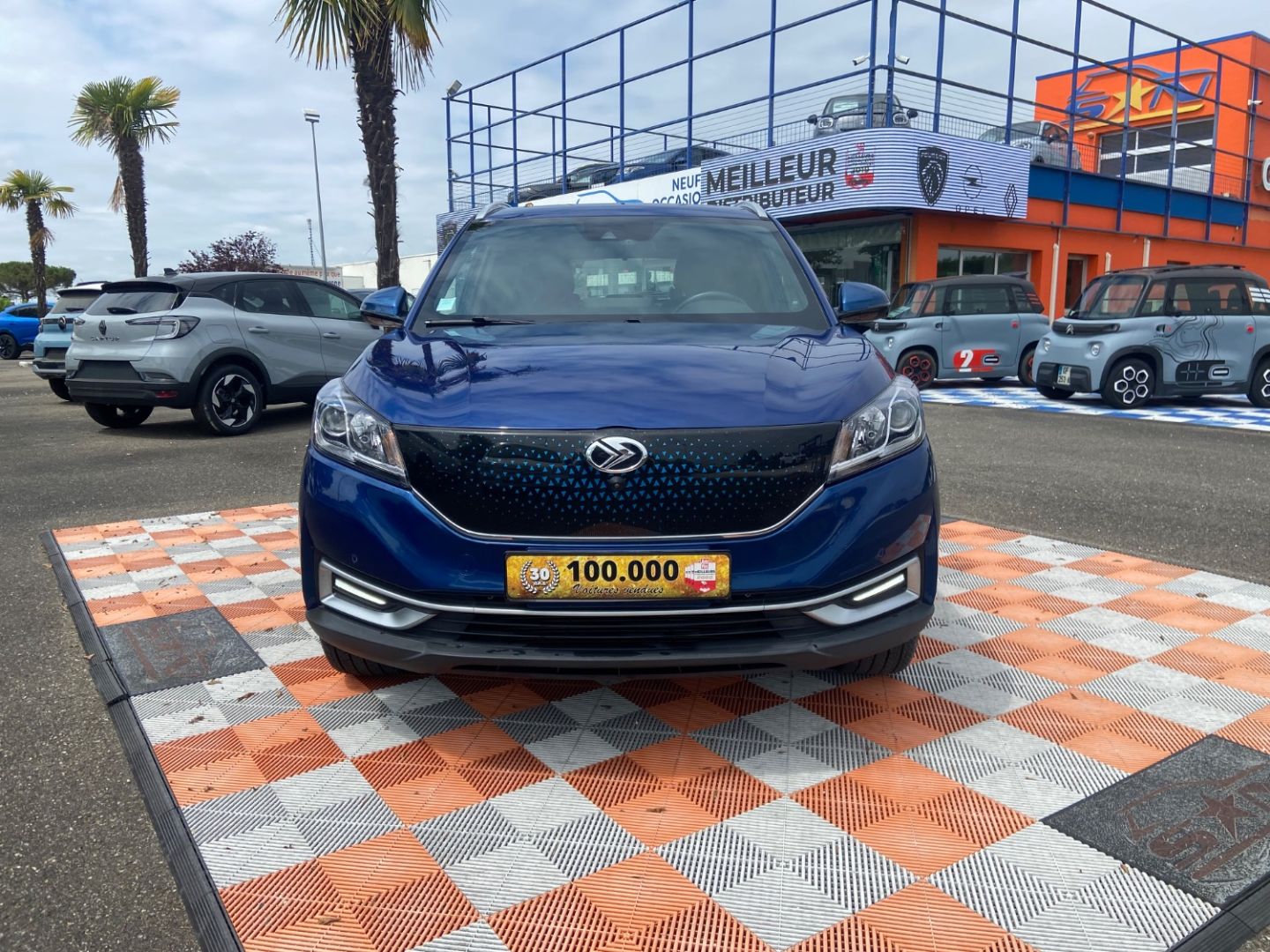 SERES 3 - LUXE 120kW (163ch) Toit Pano Ouvrant GPS Caméra 360